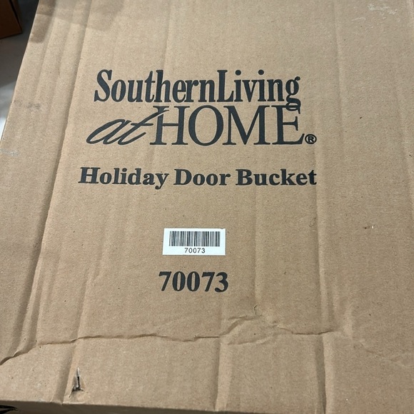 NIB Southern Living at Home Holiday Door Bucket Stocking Metal Christmas NEW - Picture 5 of 6